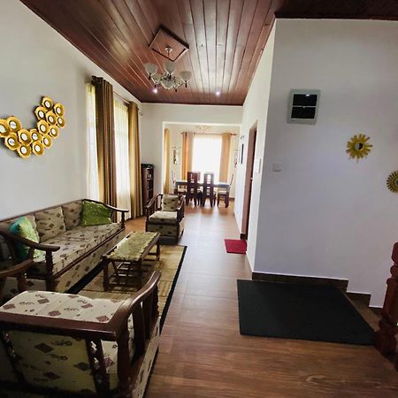 Thuring'S Holiday Bungalow Νουβάρα Ελίγια Εξωτερικό φωτογραφία