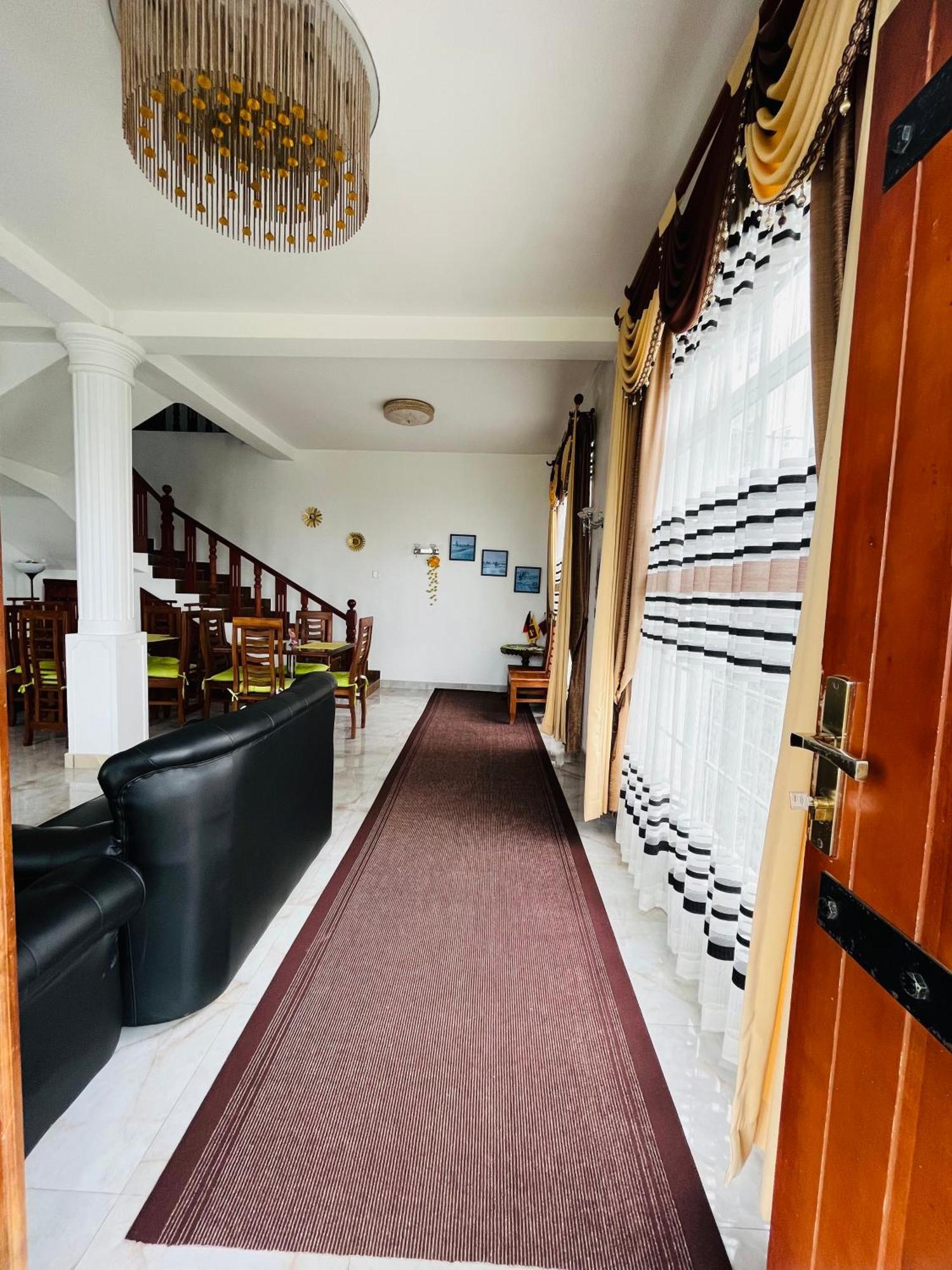 Thuring'S Holiday Bungalow Νουβάρα Ελίγια Εξωτερικό φωτογραφία