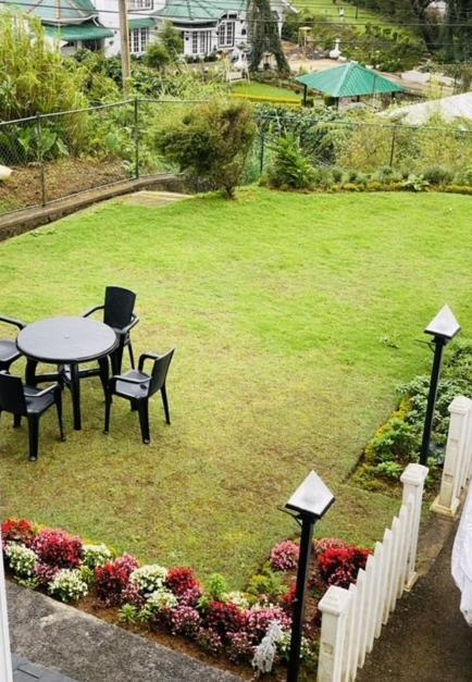 Thuring'S Holiday Bungalow Νουβάρα Ελίγια Εξωτερικό φωτογραφία