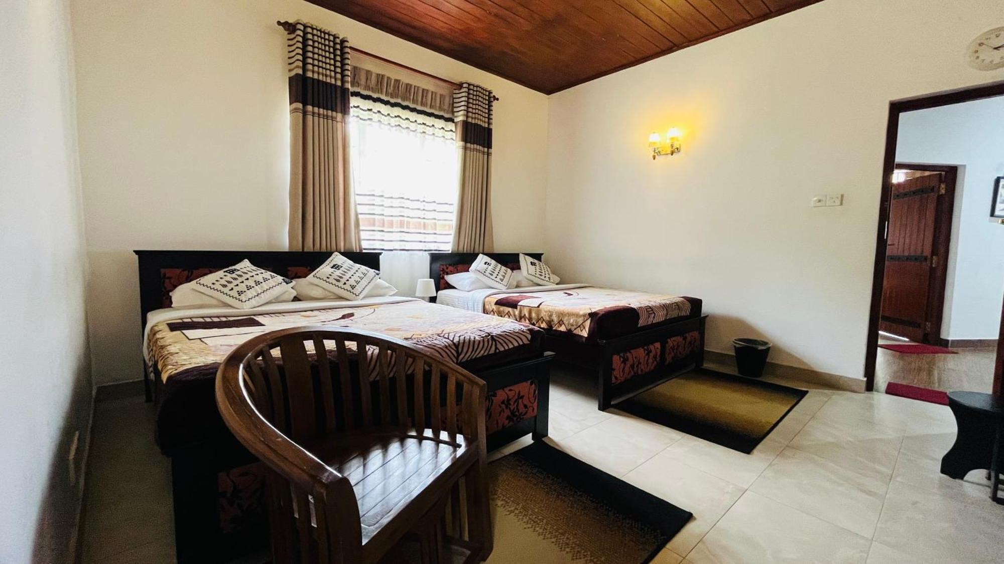 Thuring'S Holiday Bungalow Νουβάρα Ελίγια Εξωτερικό φωτογραφία